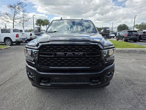 2024 RAM 2500 Big Horn Crew Cab 4x4 6'4' Box