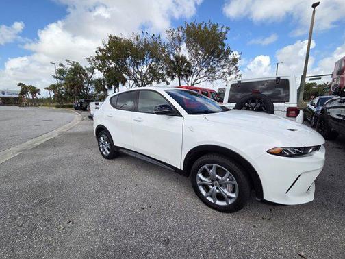 2025 Dodge Hornet R/T EAWD