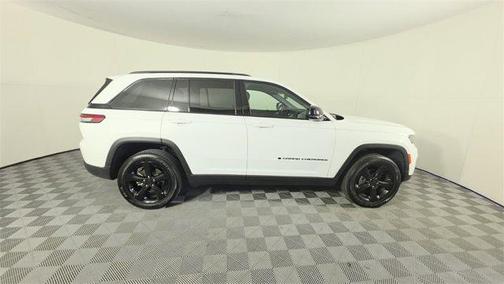 2024 Jeep Grand Cherokee Altitude