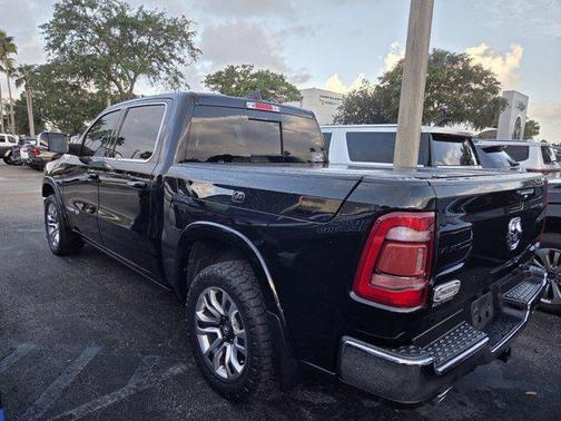 Diamond Black Crystal Pearlcoat 2019 RAM 1500 Longhorn