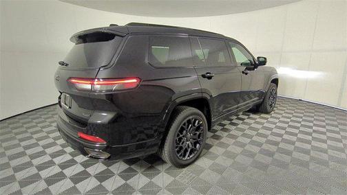2025 Jeep Grand Cherokee L Summit Reserve