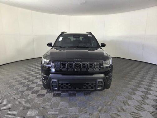 Diamond Black Crystal Pearlcoat 2026 Jeep Cherokee Limited