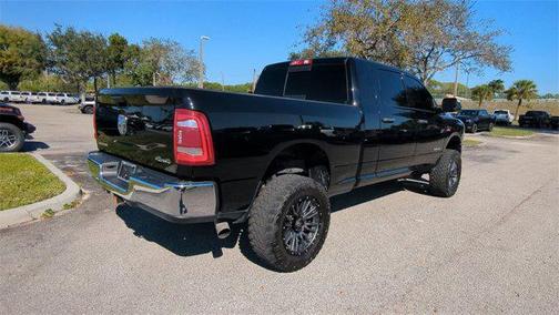 2022 RAM 2500 Big Horn Mega Cab 4x4 6'4'' Box