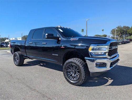 2022 RAM 2500 Big Horn Mega Cab 4x4 6'4'' Box