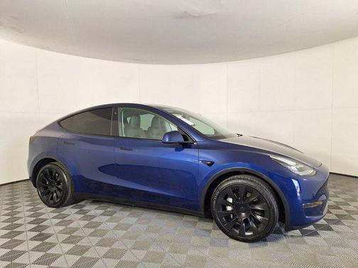 2021 Tesla Model Y Long Range Dual Motor All-Wheel Drive