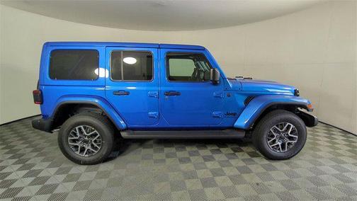 2025 Jeep Wrangler 4-Door Sahara 4x4