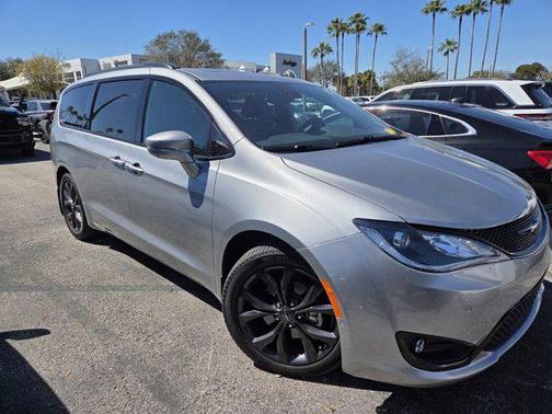 2019 Chrysler Pacifica Limited
