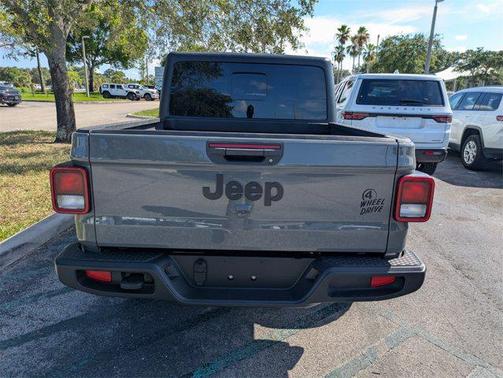 2021 Jeep Gladiator Willys 4x4