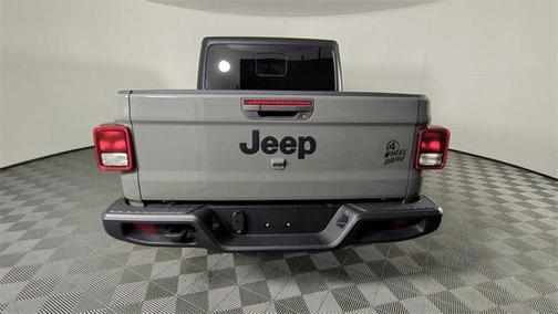 2021 Jeep Gladiator Willys 4x4