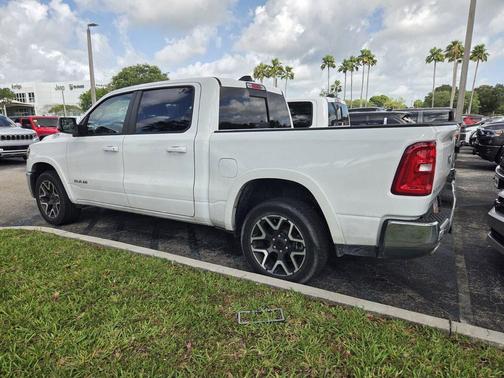 Bright White Clearcoat 2025 RAM 1500 Laramie