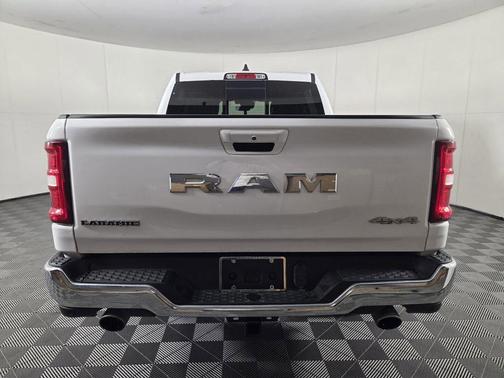 Bright White Clearcoat 2025 RAM 1500 Laramie