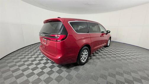 2025 Chrysler Pacifica L