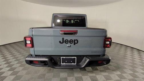 2025 Jeep Gladiator High Tide