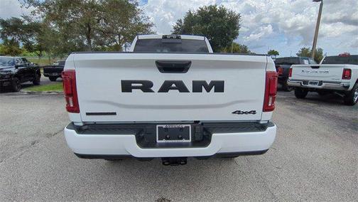2025 RAM 2500 Big Horn Crew Cab 4x4 6'4' Box
