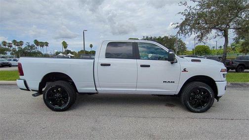 2025 RAM 2500 Big Horn Crew Cab 4x4 6'4' Box
