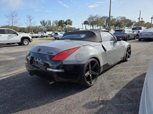 2005 Nissan 350Z Touring