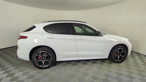 2022 Alfa Romeo Stelvio Ti