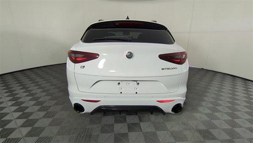 2022 Alfa Romeo Stelvio Ti