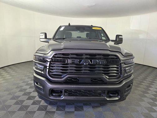 2025 RAM 2500 Big Horn Crew Cab 4x4 6'4' Box