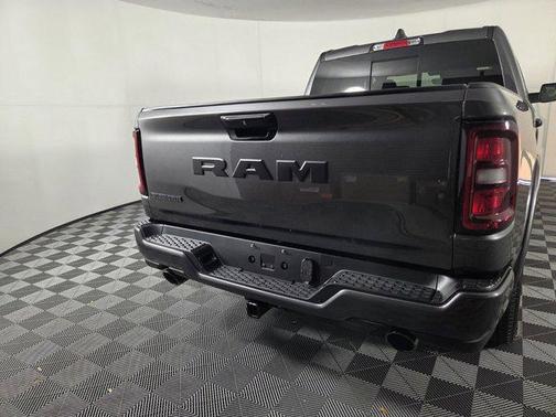 Granite Crystal Metallic Clearcoat 2026 RAM 1500 Big Horn/Lone Star