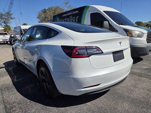2020 Tesla Model 3 Standard Range Plus