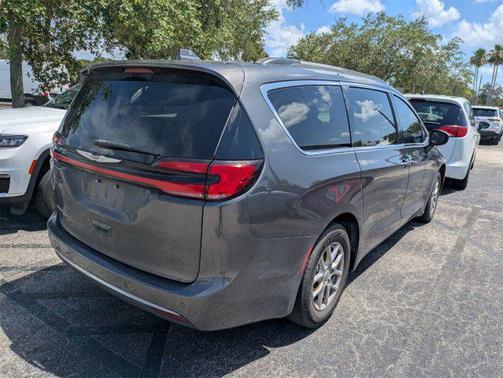 2021 Chrysler Pacifica Touring