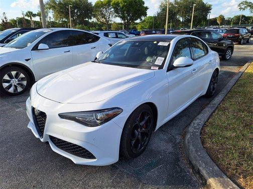 2020 Alfa Romeo Giulia Ti Sport