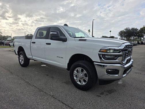 2026 RAM 2500 Big Horn Crew Cab 4x4 6'4' Box