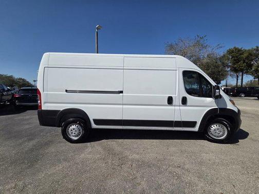 2026 RAM ProMaster 2500 Tradesman