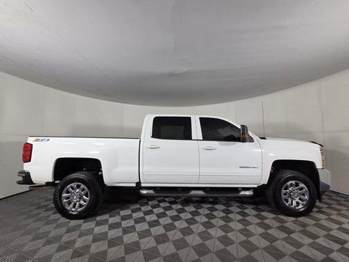 2017 Chevrolet Silverado 2500 LT