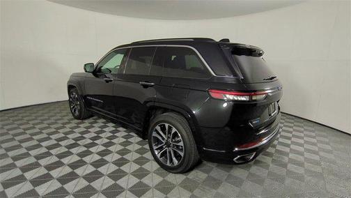 2023 Jeep Grand Cherokee 4xe Overland