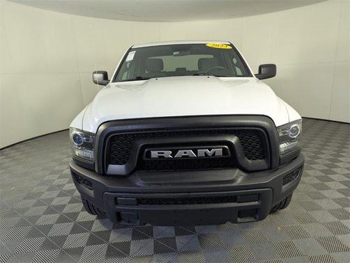 2023 RAM 1500 Classic Warlock Crew Cab 4x4 5'7' Box