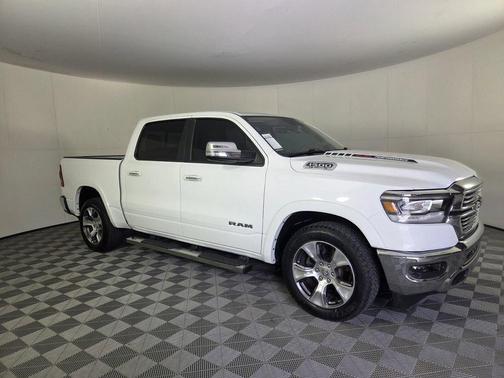 Bright White Clearcoat 2021 RAM 1500 Laramie