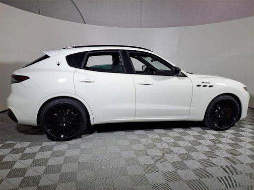 2024 Maserati Levante Modena Ultima