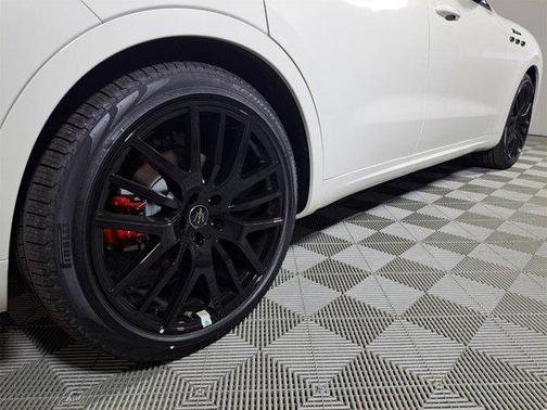 2024 Maserati Levante Modena Ultima