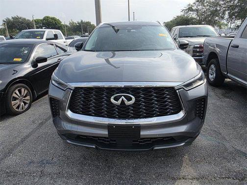 2022 INFINITI QX60 Luxe