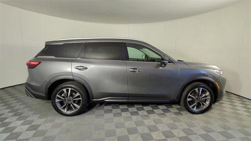 2022 INFINITI QX60 Luxe