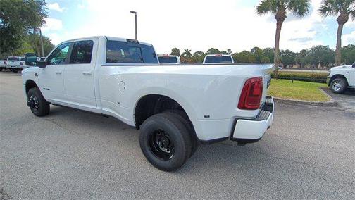 2025 RAM 3500 Laramie Crew Cab 4x4 8' Box