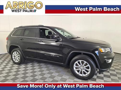 Diamond Black Crystal Pearlcoat 2021 Jeep Grand Cherokee Laredo