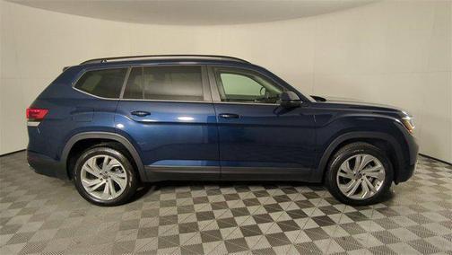 2022 Volkswagen Atlas 3.6L SE w/Technology