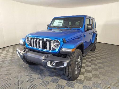 2025 Jeep Wrangler 4-Door Sahara 4x4