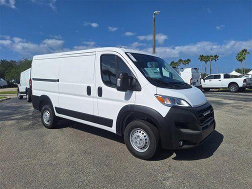 2025 RAM ProMaster 1500 Low Roof