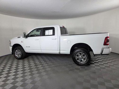 2024 RAM 2500 Laramie Crew Cab 4x4 6'4' Box