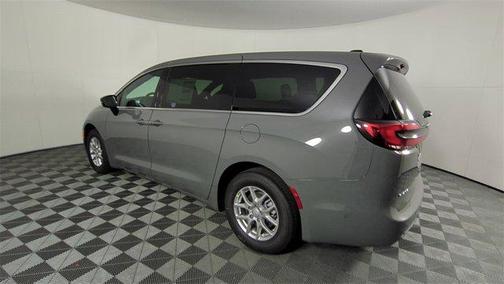 2025 Chrysler Pacifica L