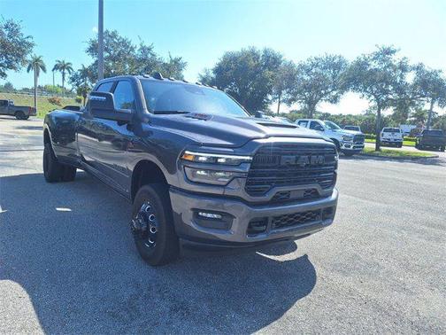 2025 RAM 3500 Laramie Crew Cab 4x4 8' Box