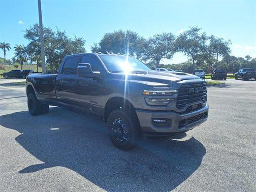 2025 RAM 3500 Laramie Crew Cab 4x4 8' Box