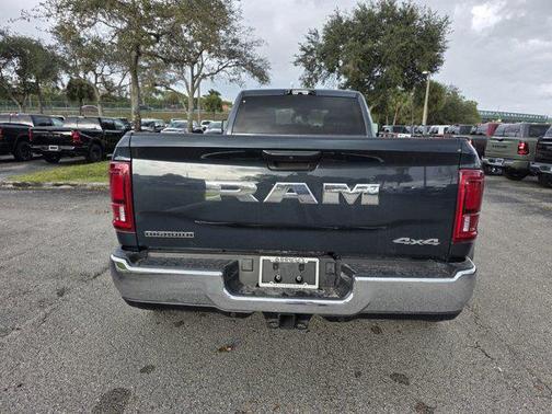 2026 RAM 3500 Big Horn Crew Cab 4x4 8' Box