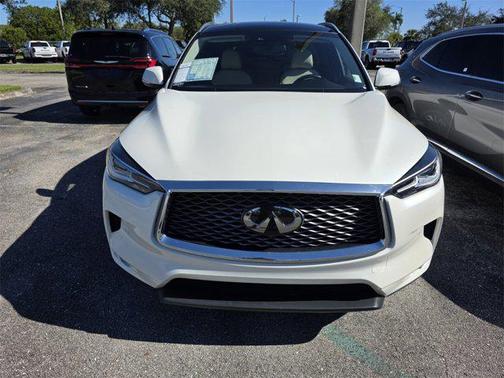 2022 INFINITI QX50 LUXE