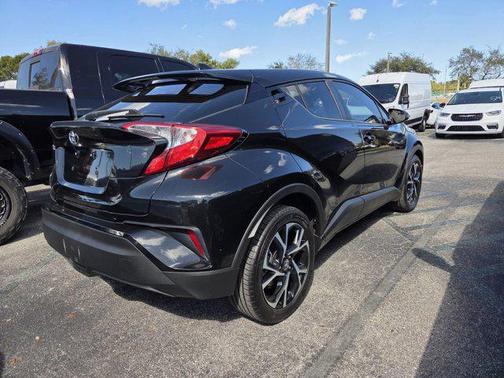 2019 Toyota C-HR XLE