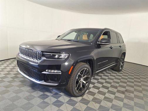 2025 Jeep Grand Cherokee Summit